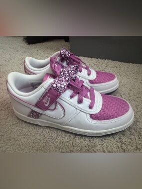 Nike White & Pink/Deep Purple Strap Sneakers - Never Worn